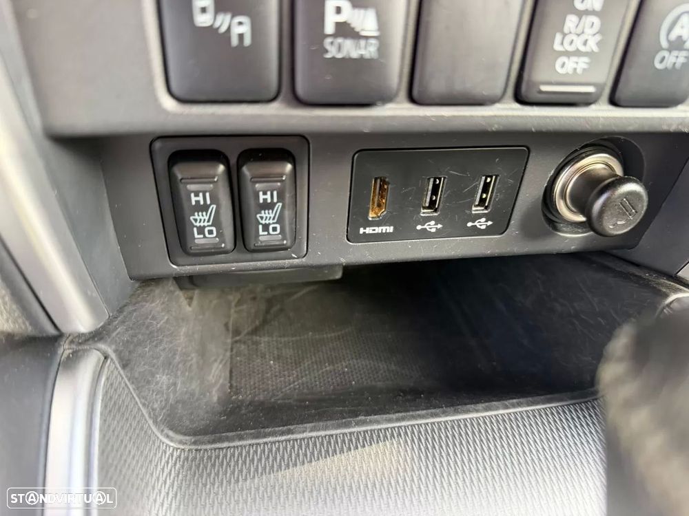 Mitsubishi L200 2.3 DI-D Strakar CD Intense AT 4WD - 12