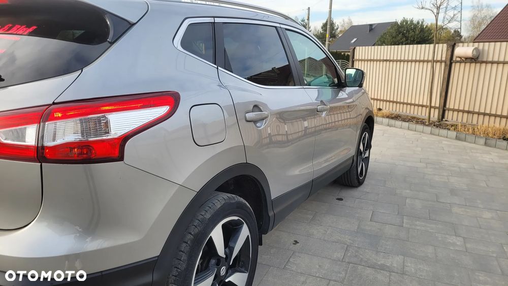 Nissan Qashqai 1.6 dCi Xtronic 360 - 8