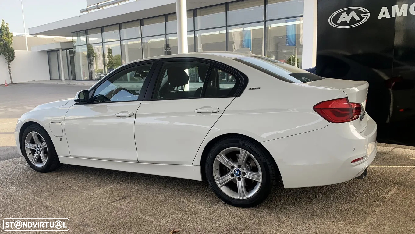 BMW 330 e iPerformance Line Sport - 3