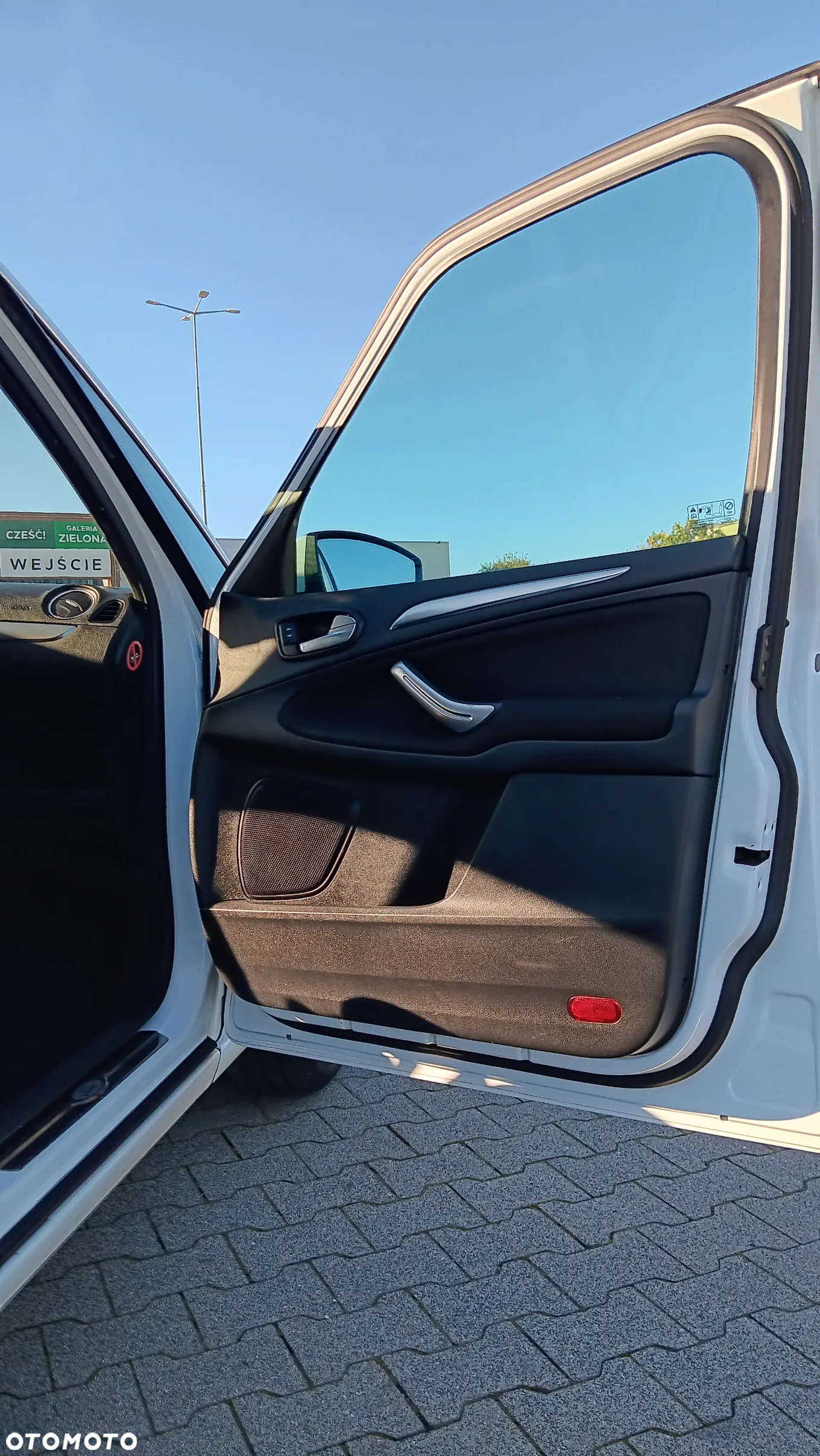 Ford S-Max 2.0 TDCi Titanium - 34