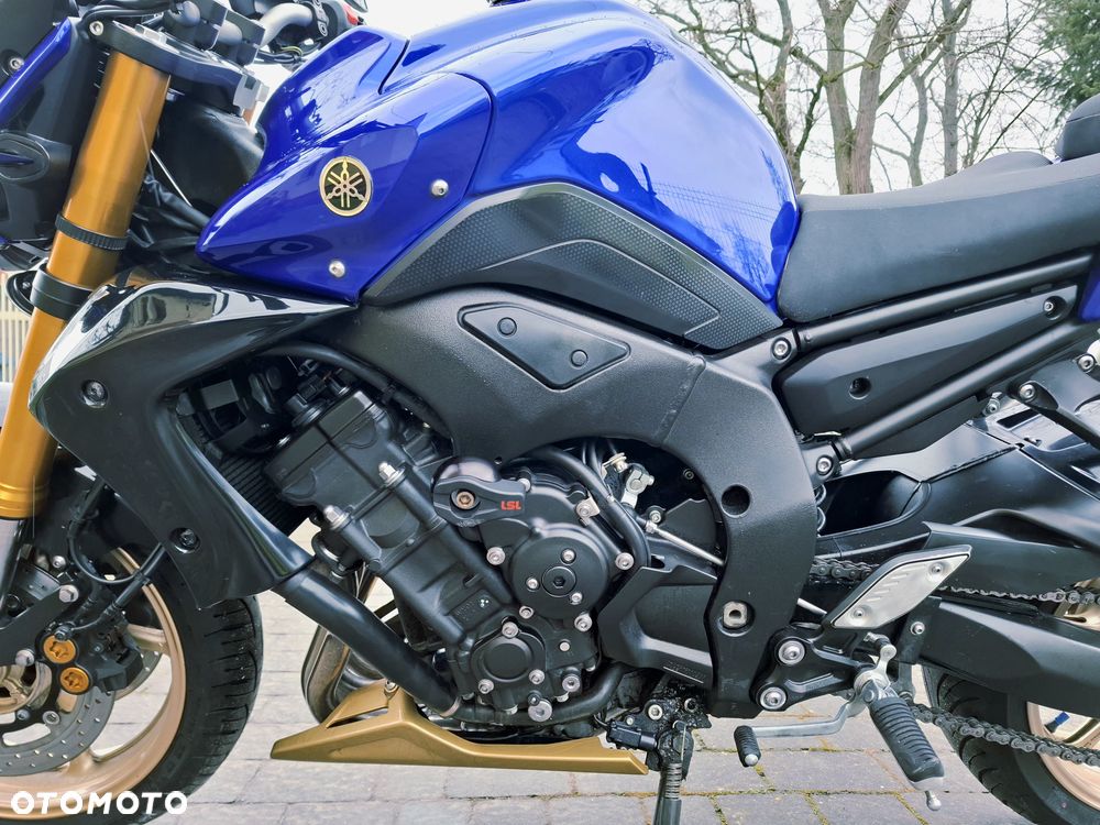 Yamaha FZ8 - 6