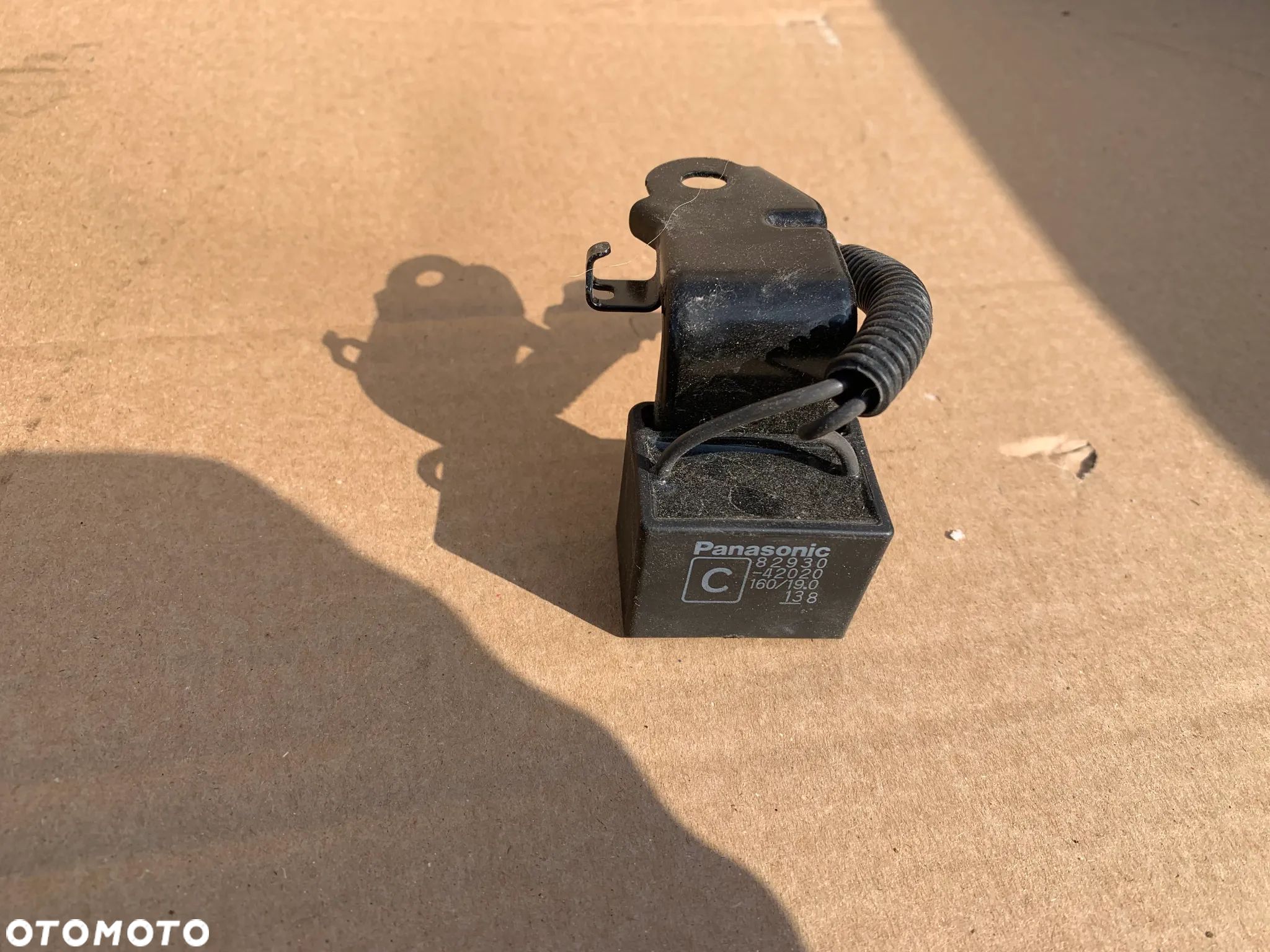 Przekaźnik moduł AIRBAG Toyota RAV4 V 19- 82930-42020 - 1