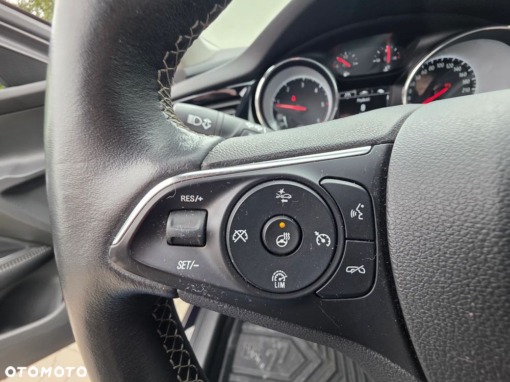 Opel Insignia 2.0 CDTI Innovation S&S - 13
