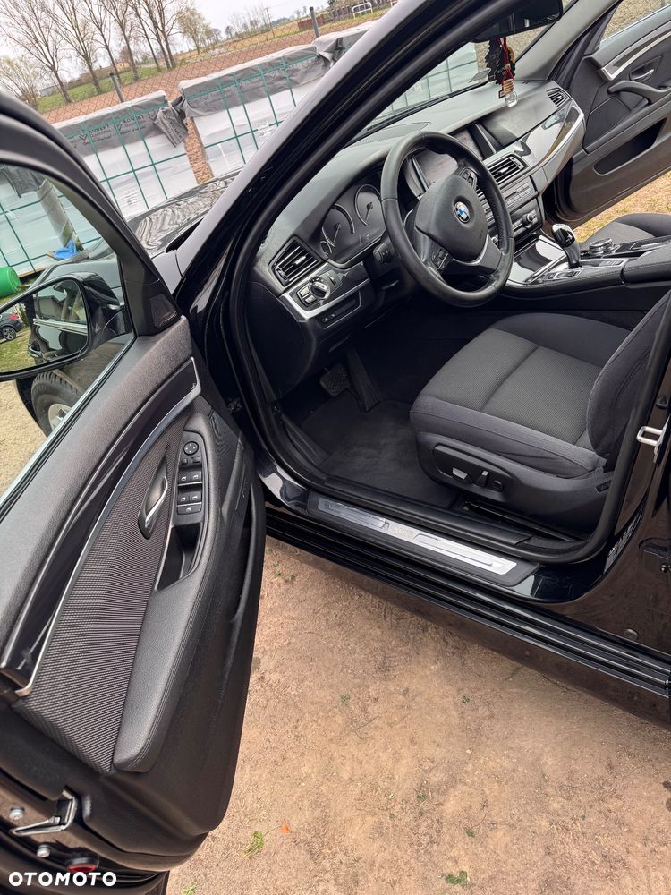 BMW Seria 5 520d xDrive Luxury Line - 8