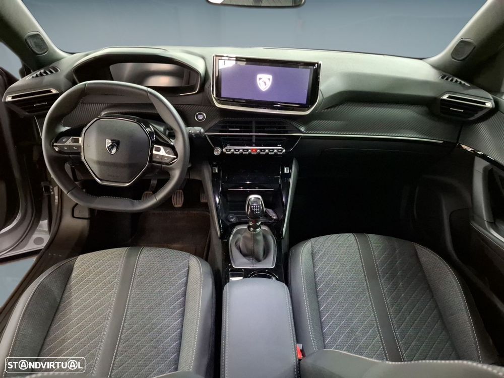 Peugeot 2008 1.2 PureTech Allure - 11