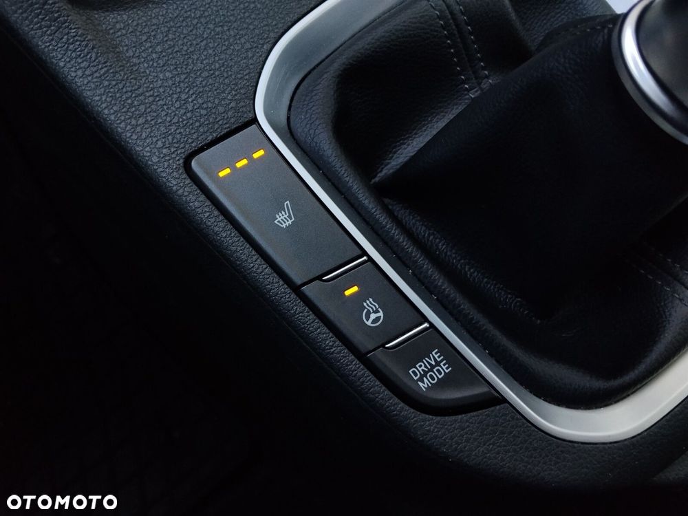 Hyundai i30 1.5 T-GDI 48V Smart - 26