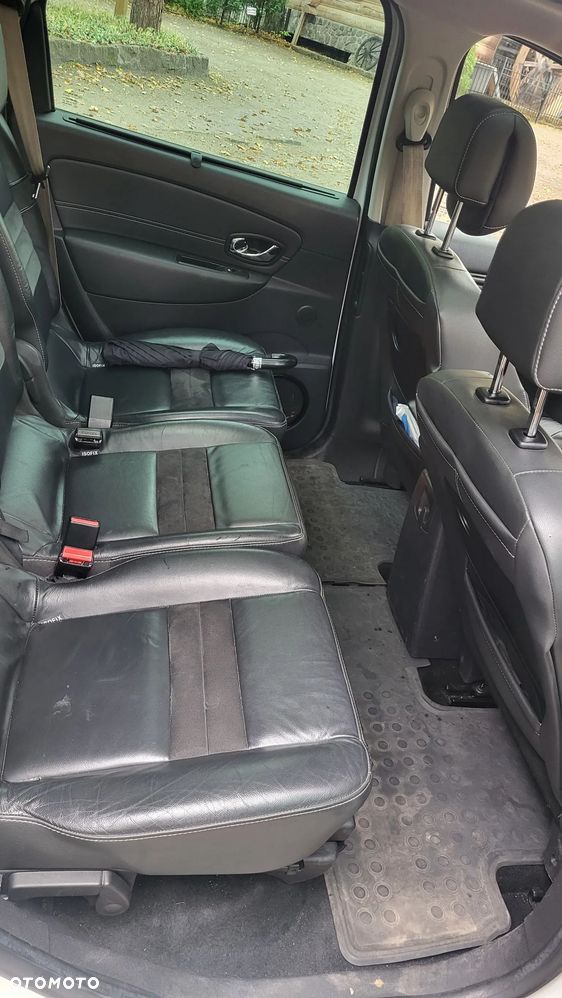 Renault Scenic dCi 160 Bose Edition - 4