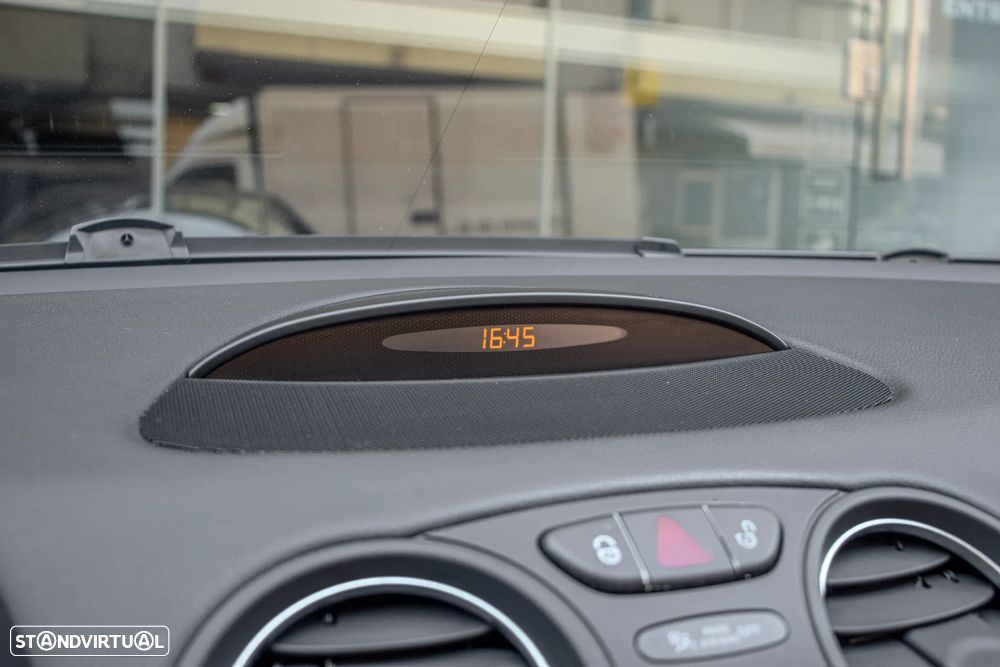 Mercedes-Benz SL 350 Standard - 22