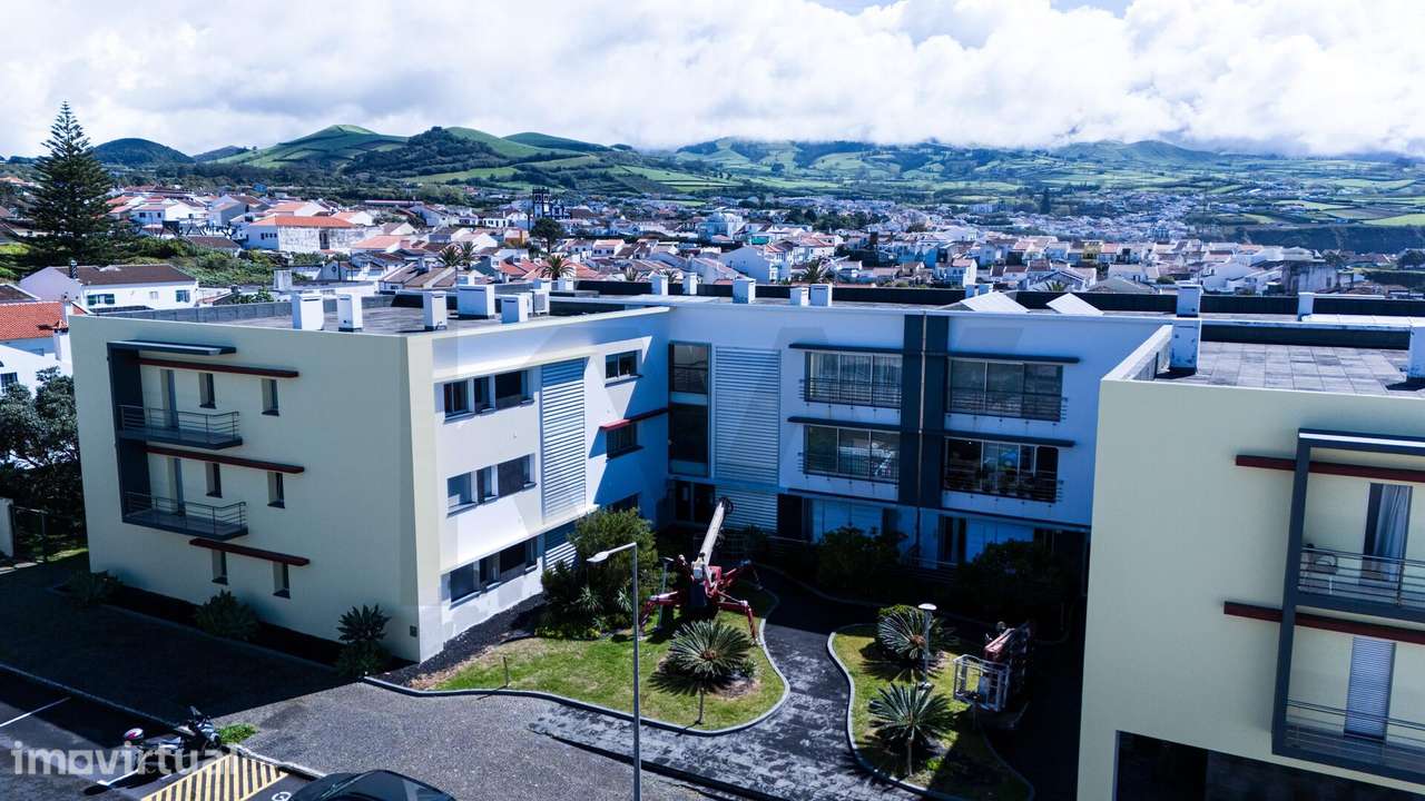Apartamento T3 Exclusivo com Vista Panorâmica sobre o Mar – Lagoa, S. - Grande imagem: 4/42