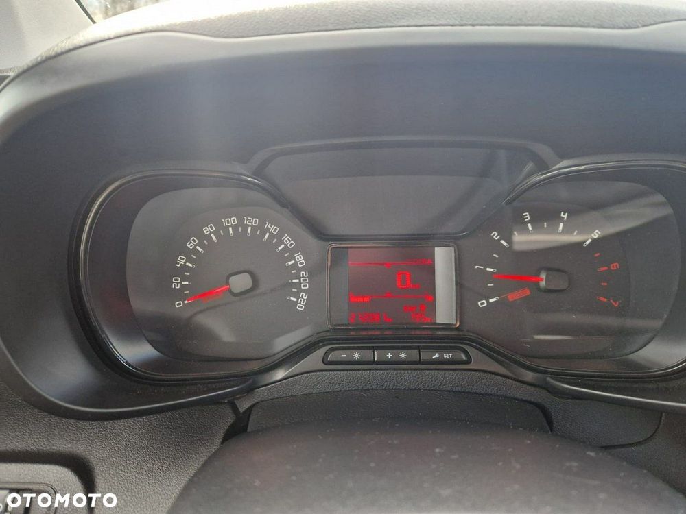 Toyota Proace City - 11