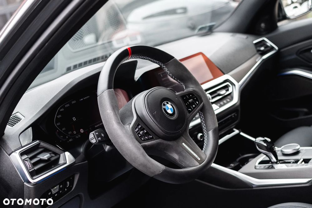 BMW Seria 3 M340i xDrive sport - 22
