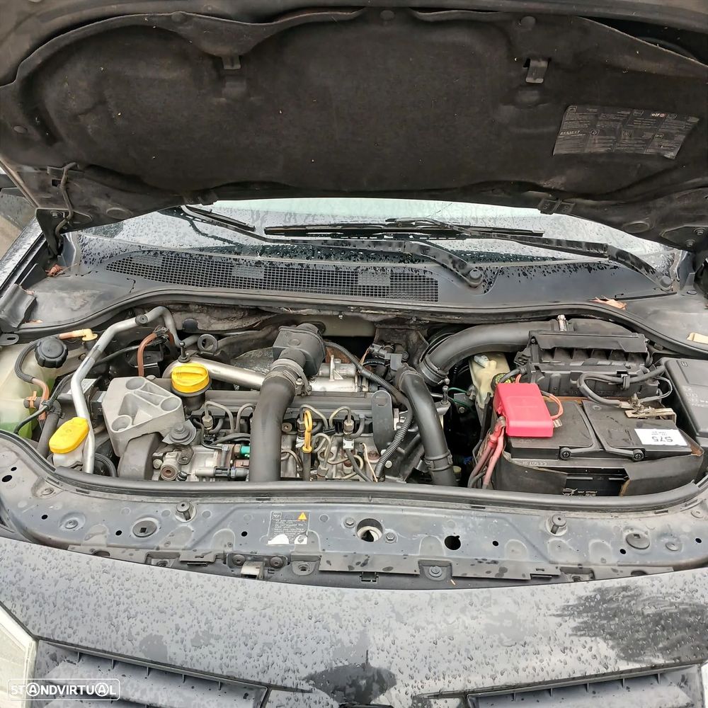 Renault Mégane II 1.5 DCI de 2005 - Peças Usadas (10370) - 10