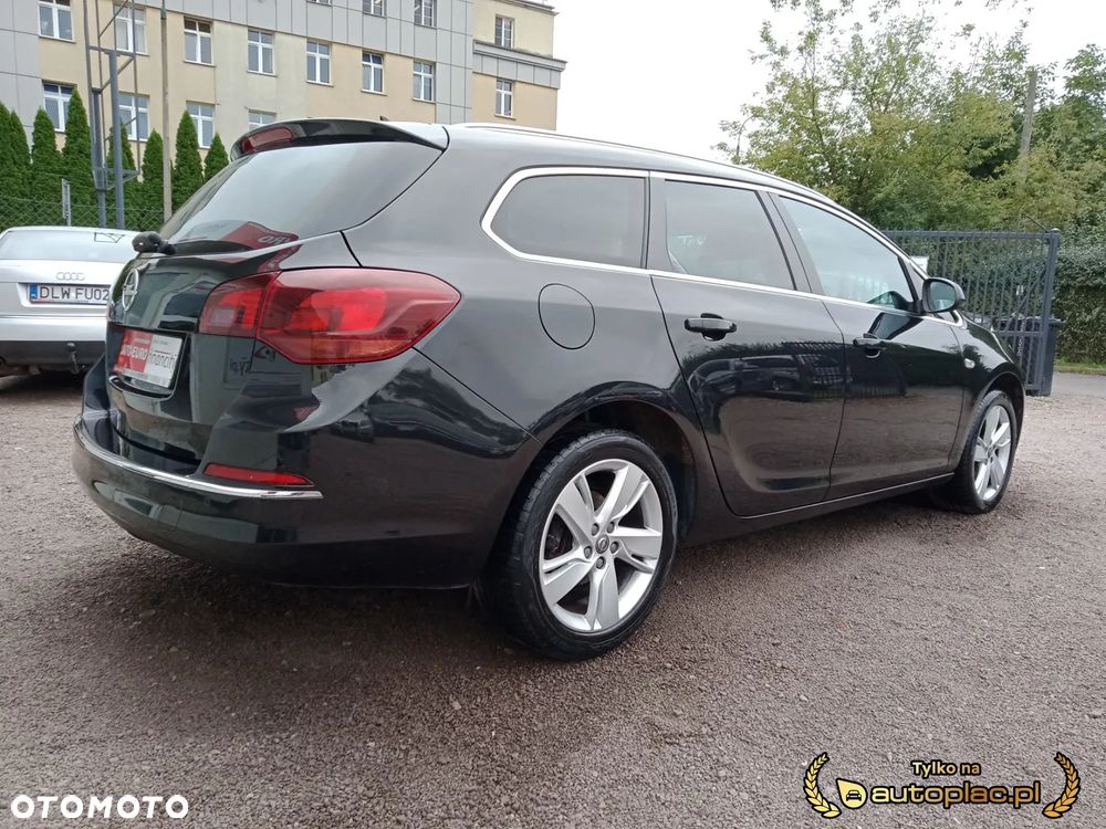Opel Astra 2013 photo 5