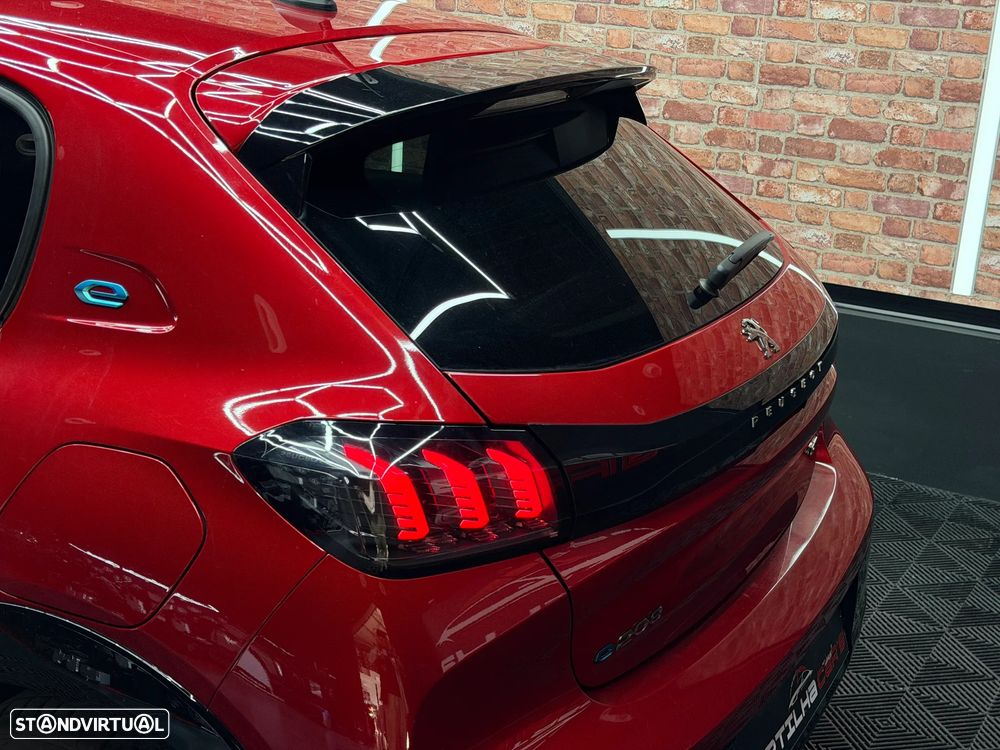 Peugeot e-208 GT Pack - 3