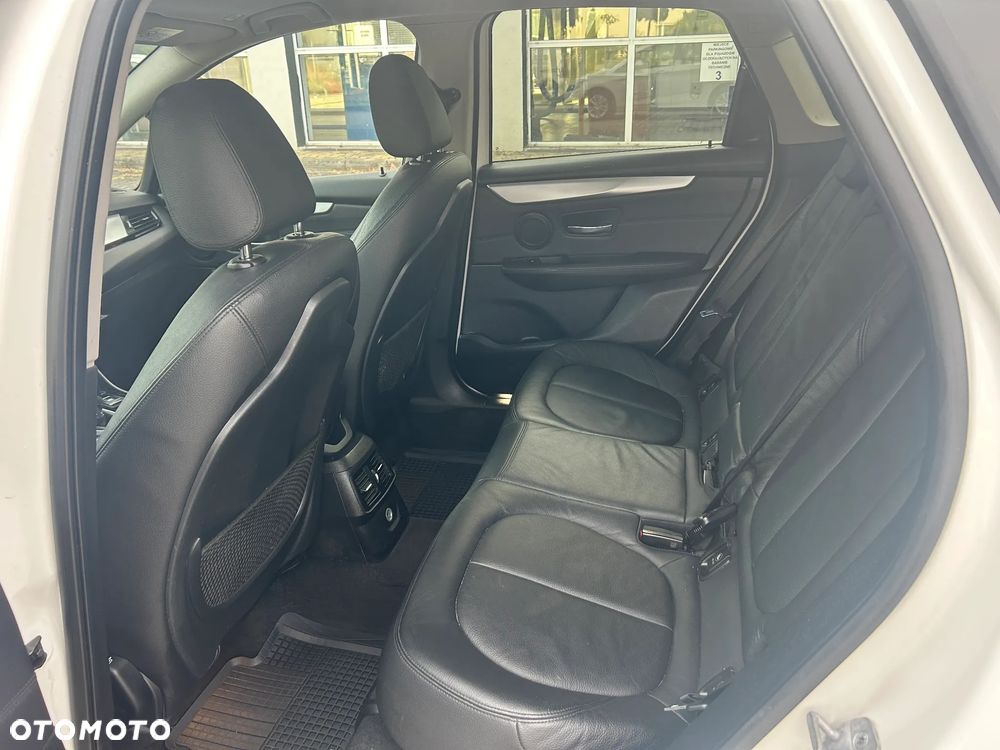 BMW Seria 2 218d Luxury Line sport - 27