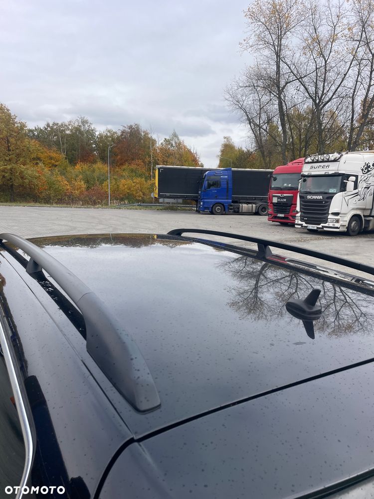 Volkswagen Passat 1.9 TDI Comfortline - 23