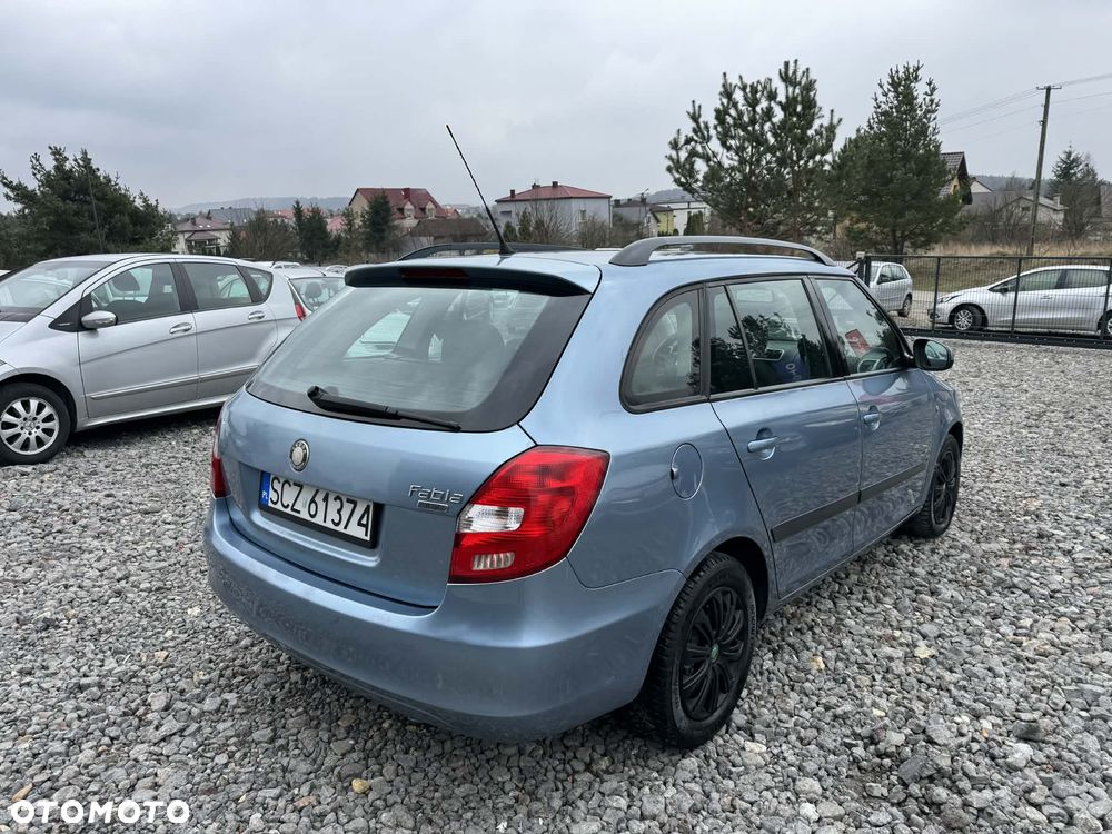 Skoda Fabia 1.4 16V Sport - 6