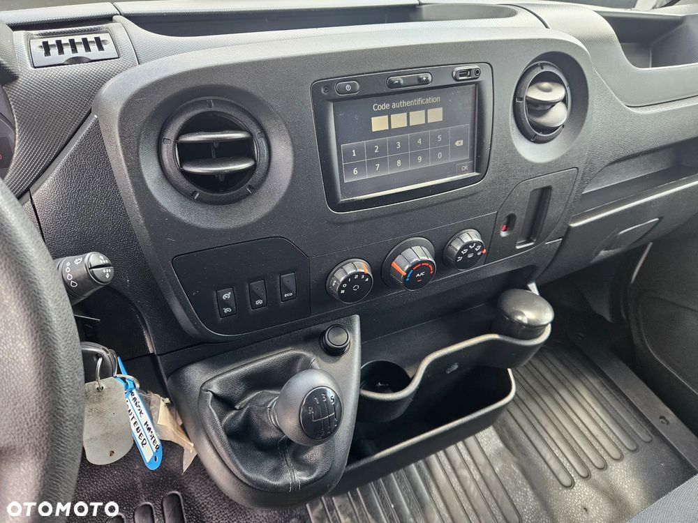 Renault Master - 22