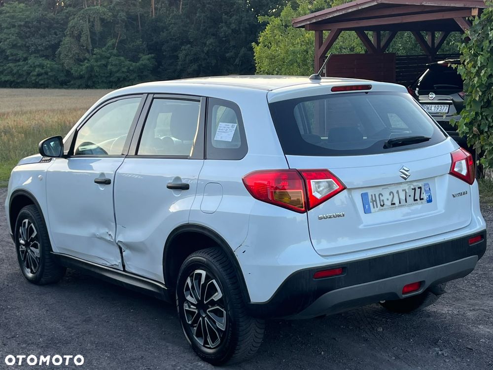 Suzuki Vitara - 17