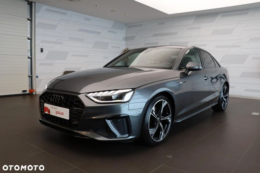 Audi A4 - 1