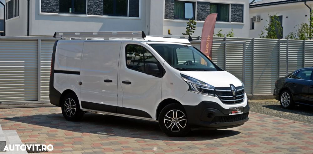 Renault Trafic - 12