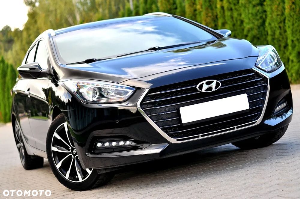Hyundai i40 1.7 CRDi Premium DCT - 1