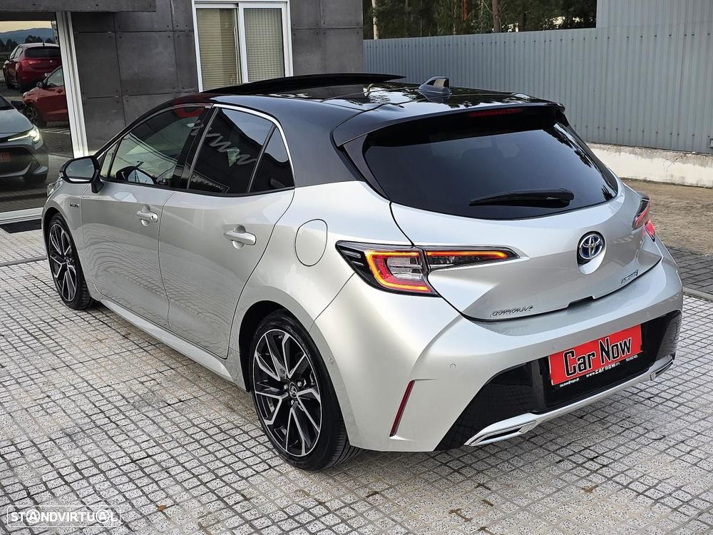 Toyota Corolla 2.0 Hybrid Exclusive - 11