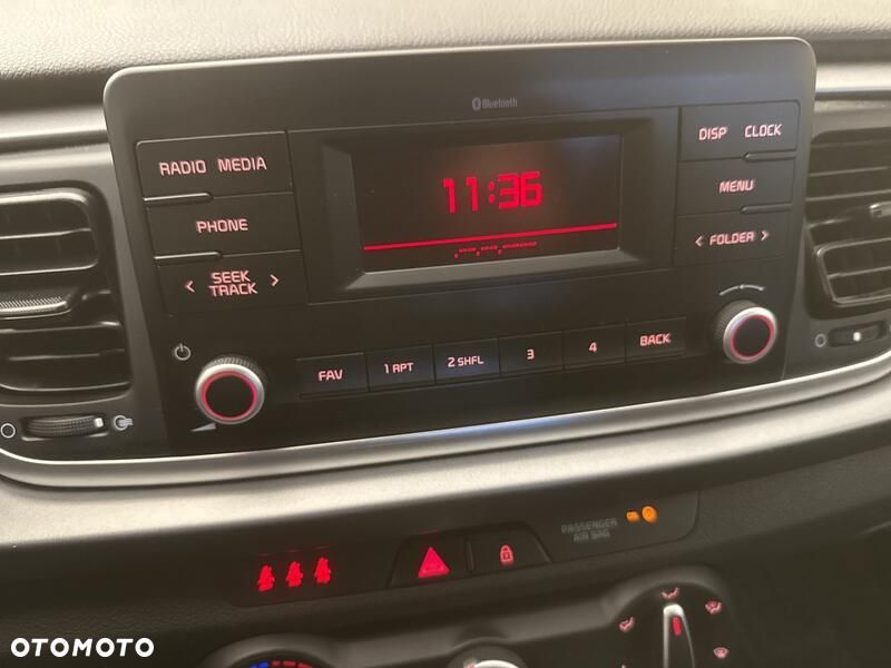 Kia Rio 1.2 M - 15
