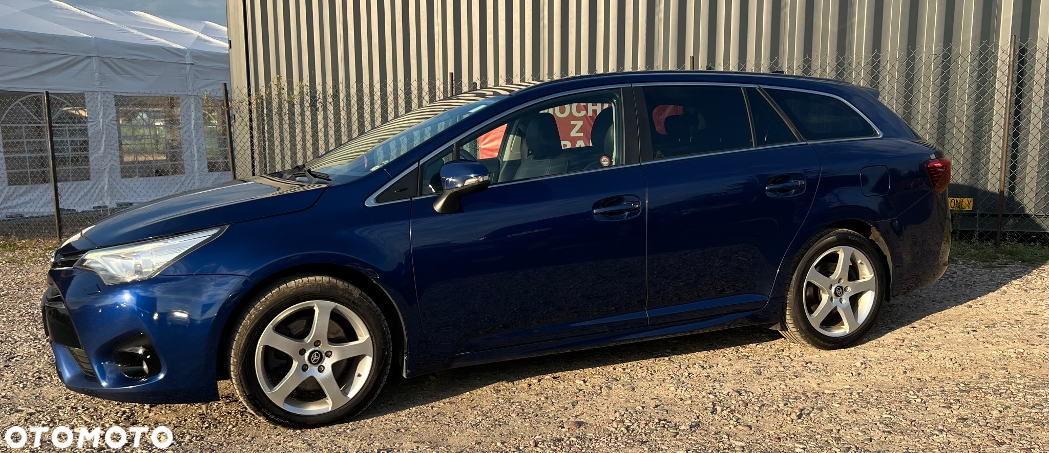 Toyota Avensis Touring Sports 2.0 D-4D Edition S+ - 32