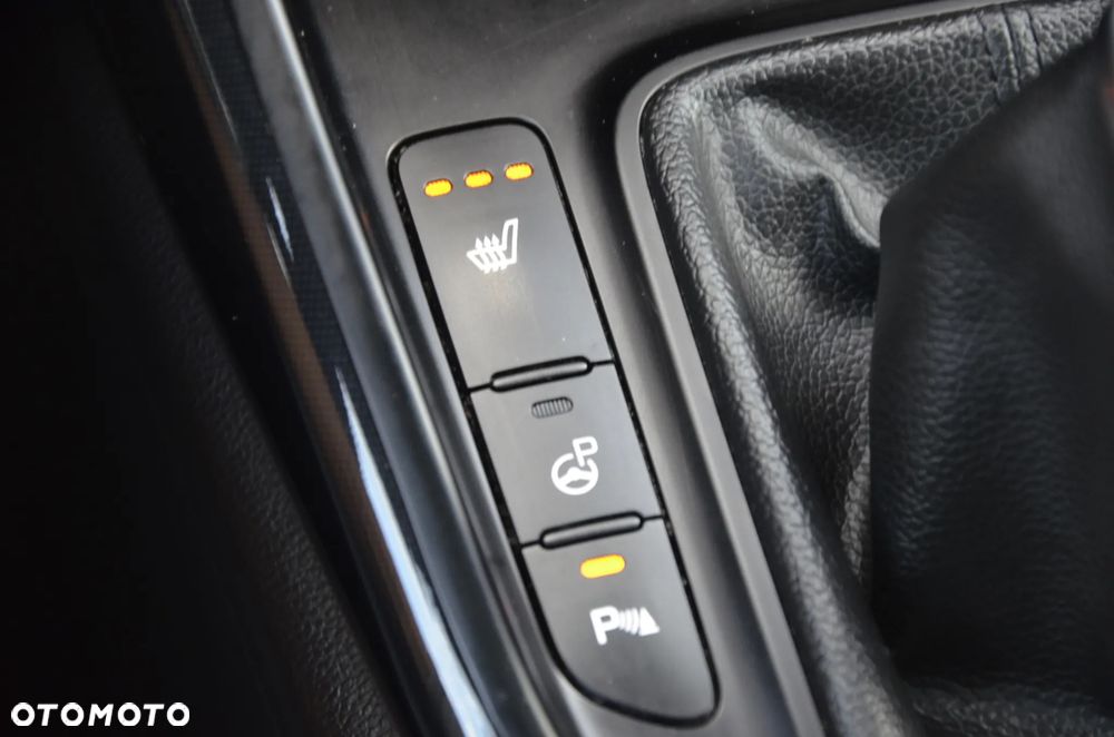 Kia Carens 2.0 GDI Edition 7 - 32