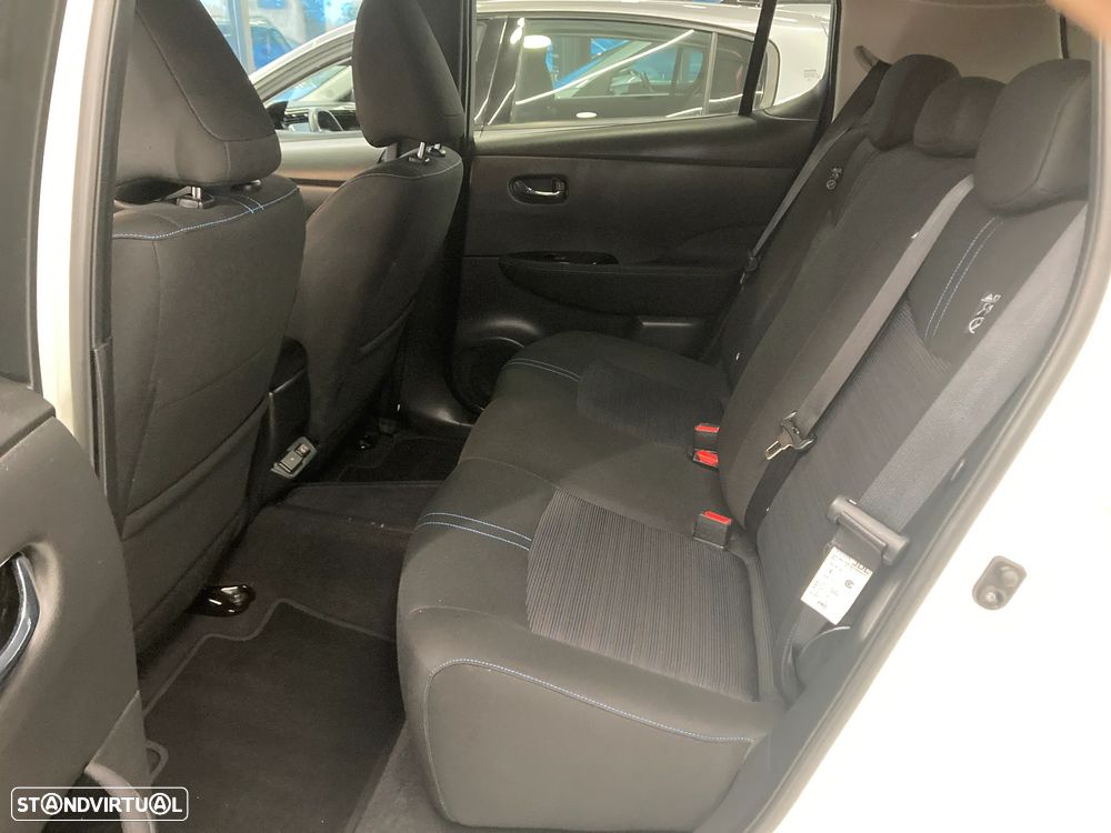 Nissan Leaf 40 kWh N-CONNECTA - 28