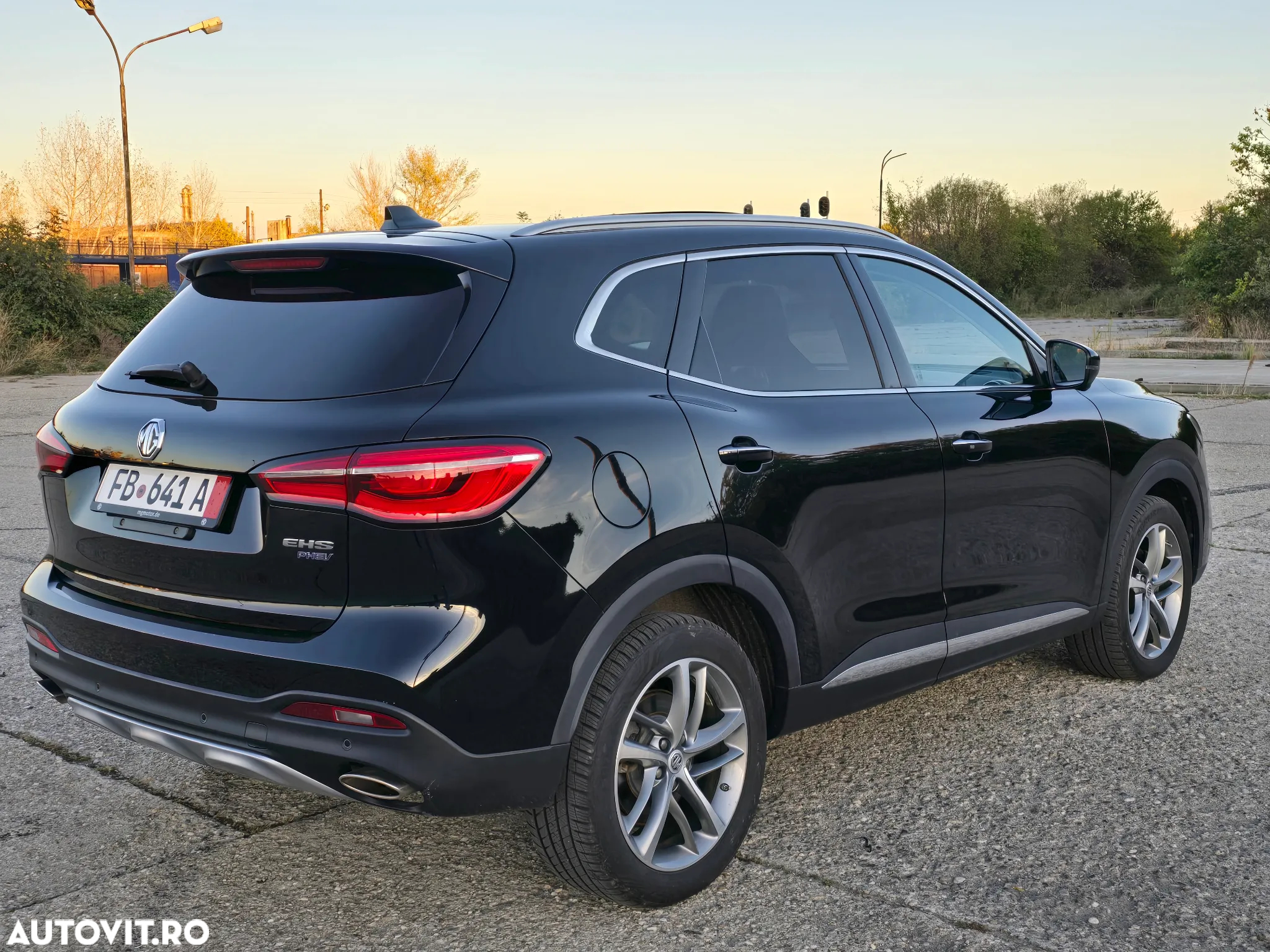 MG EHS 1.5T-GDI PHEV Luxury - 7