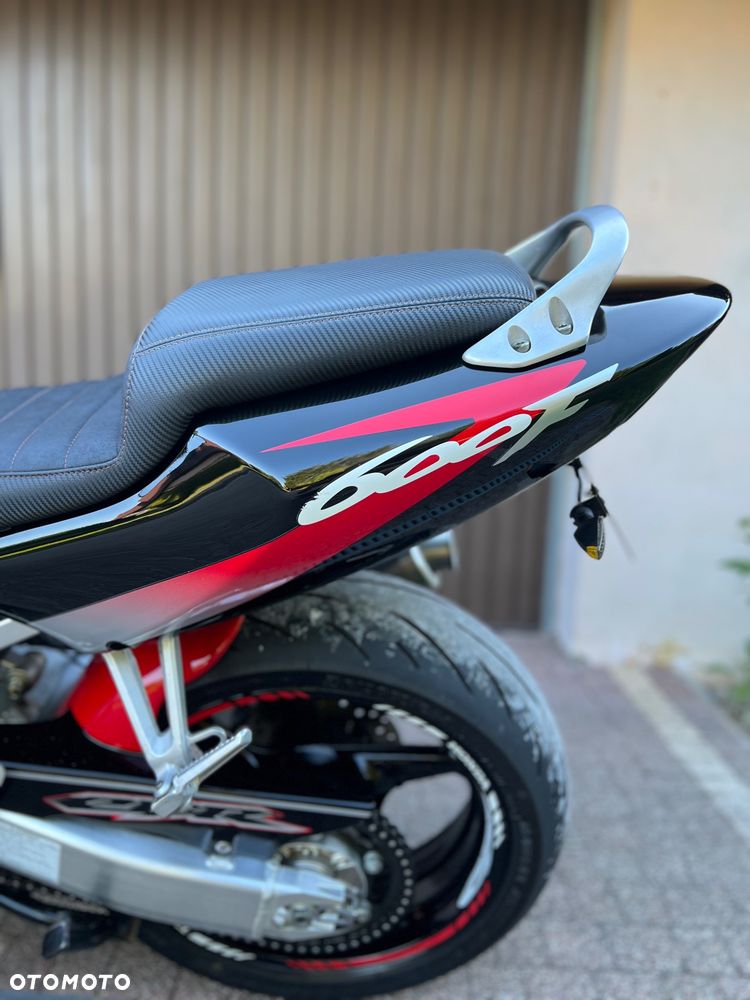 Honda CBR - 26