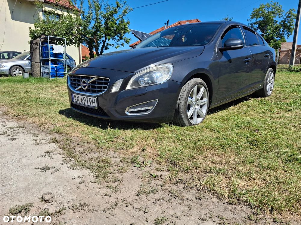 Volvo S60 D3 Momentum - 1