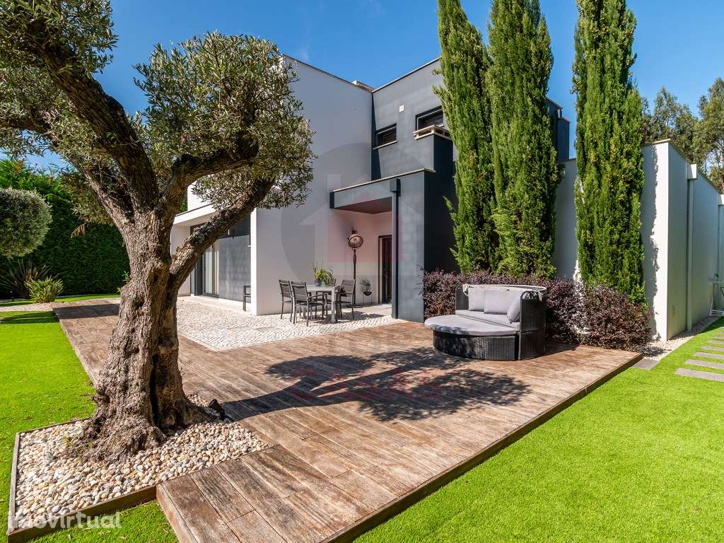 Moradia Contemporânea no Nadadouro com Piscina Aquecida, Bungalow I... - Grande imagem: 5/52