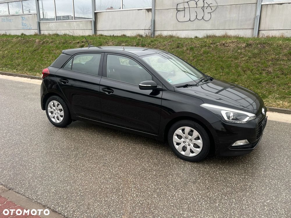 Hyundai i20 - 3
