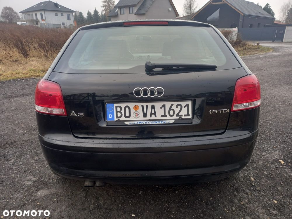 Audi A3 3-drzwiowe 1.9 TDIe DPF - 5