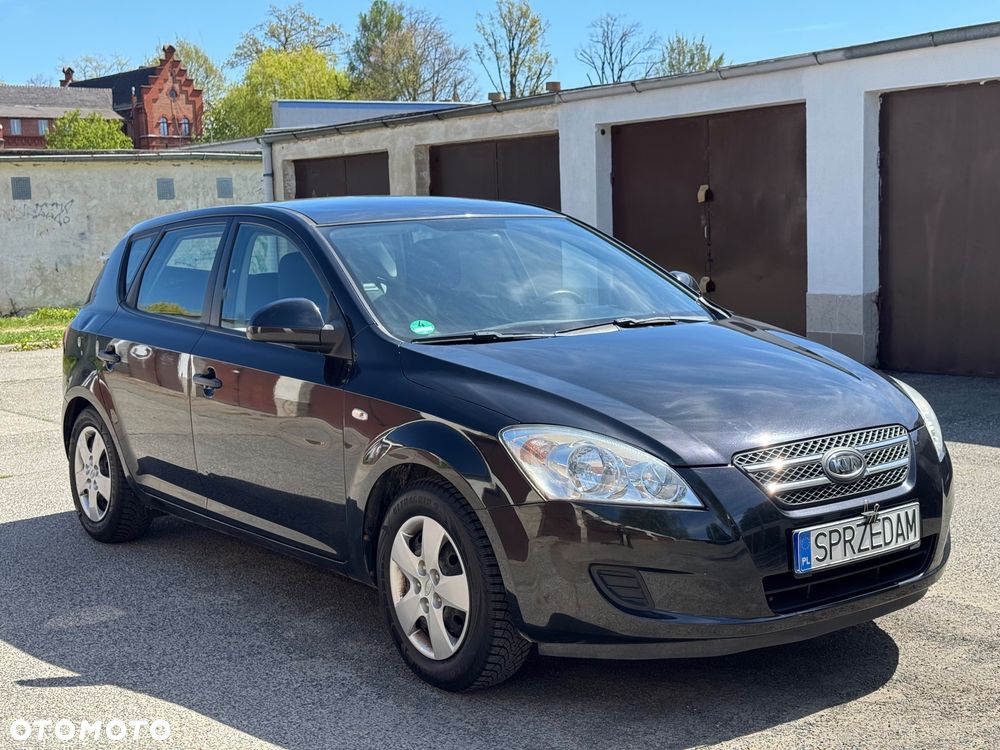 Kia Ceed 1.4 Comfort - 2