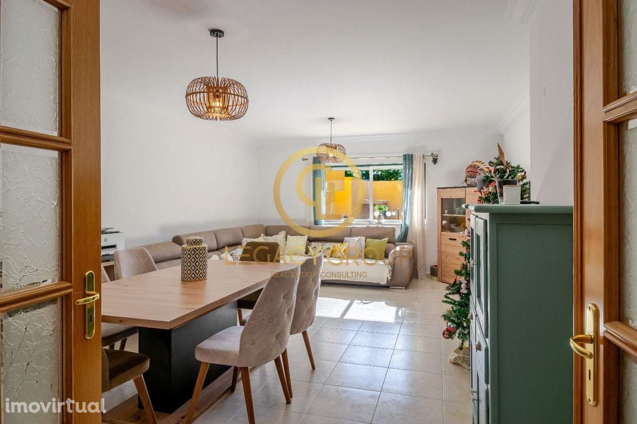 Apartamento T2 com Garagem em Box no centro de Portimão - Grande imagem: 3/26