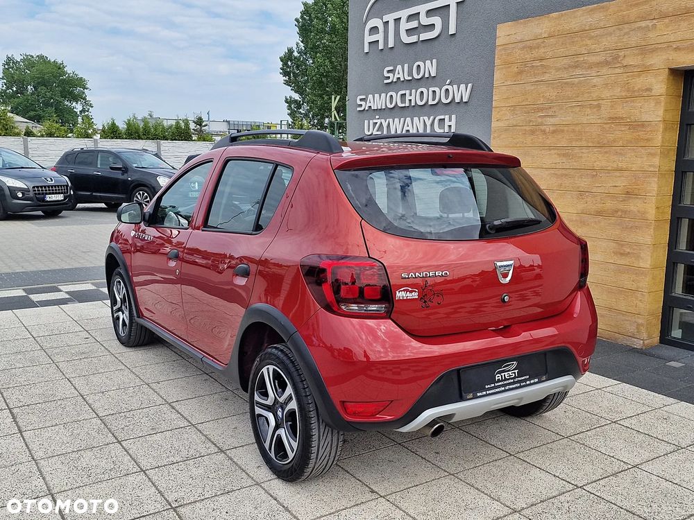 Dacia Sandero Stepway TCe 90 (S&S) Celebration - 3
