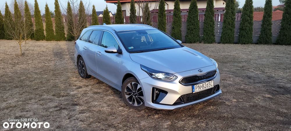 Kia Ceed 1.6 GDI PHEV L DCT - 1