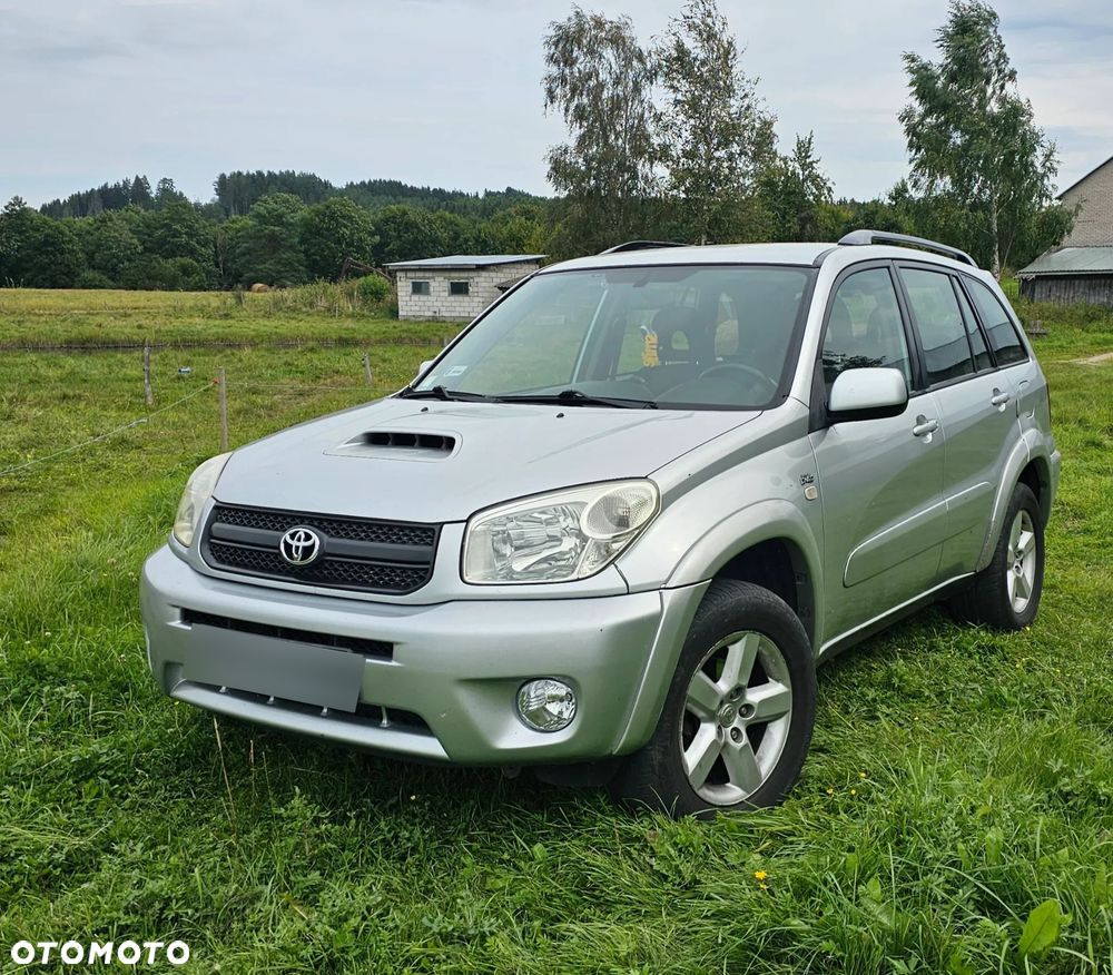 Toyota RAV4 2.0 D-4D 4x4 - 5