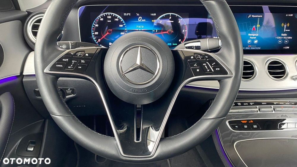 Mercedes-Benz Klasa E - 16