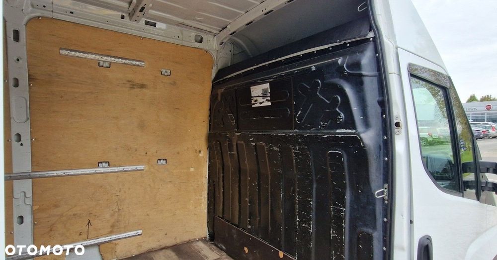 Iveco Daily 35S15 - 15
