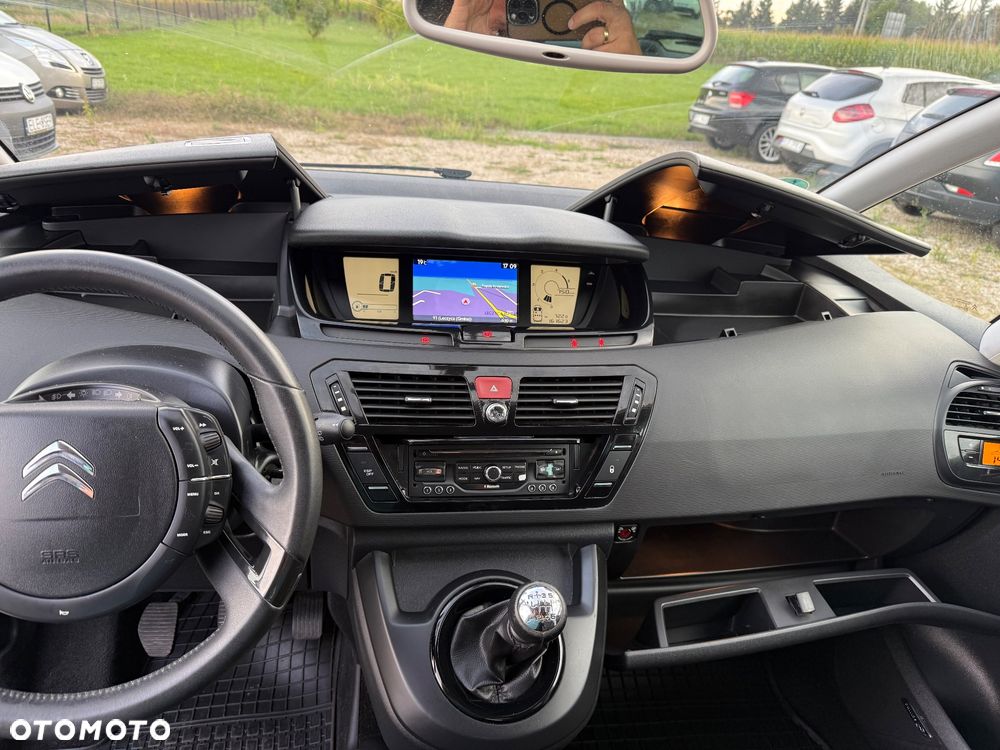 Citroën C4 Picasso 2.0 HDi FAP Exclusive - 19