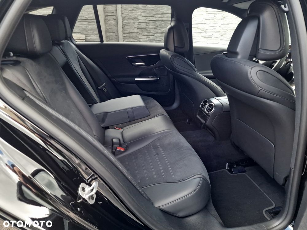 Mercedes-Benz Klasa C 300 d 9G-TRONIC - 24