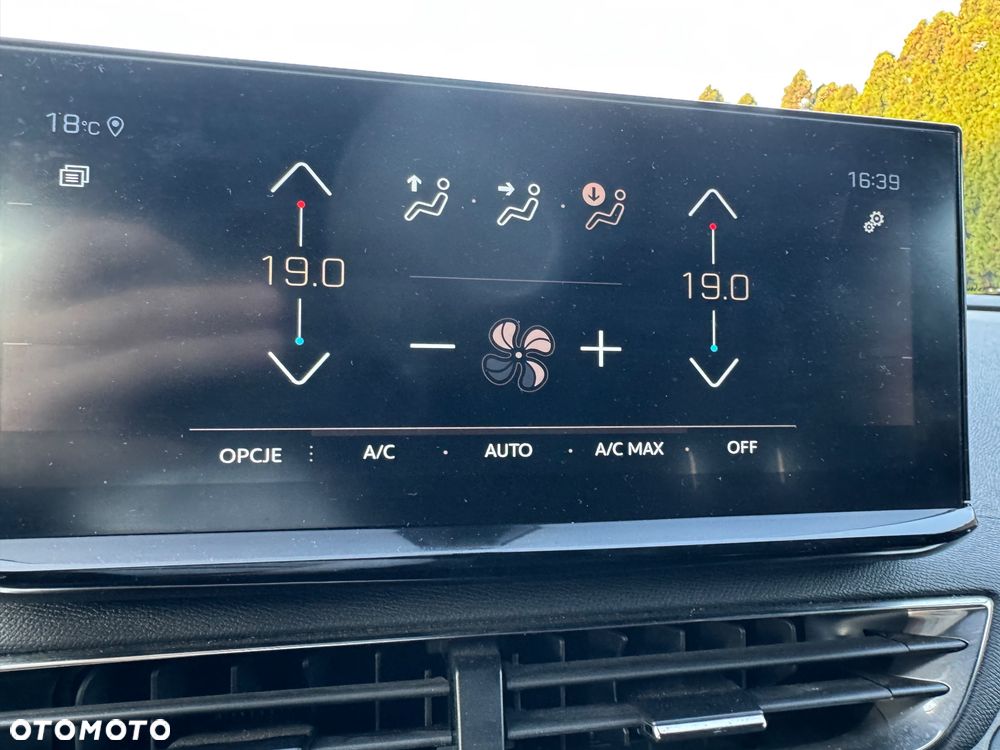 Peugeot 5008 PureTech 130 EAT8 Stop & Start GT - 37