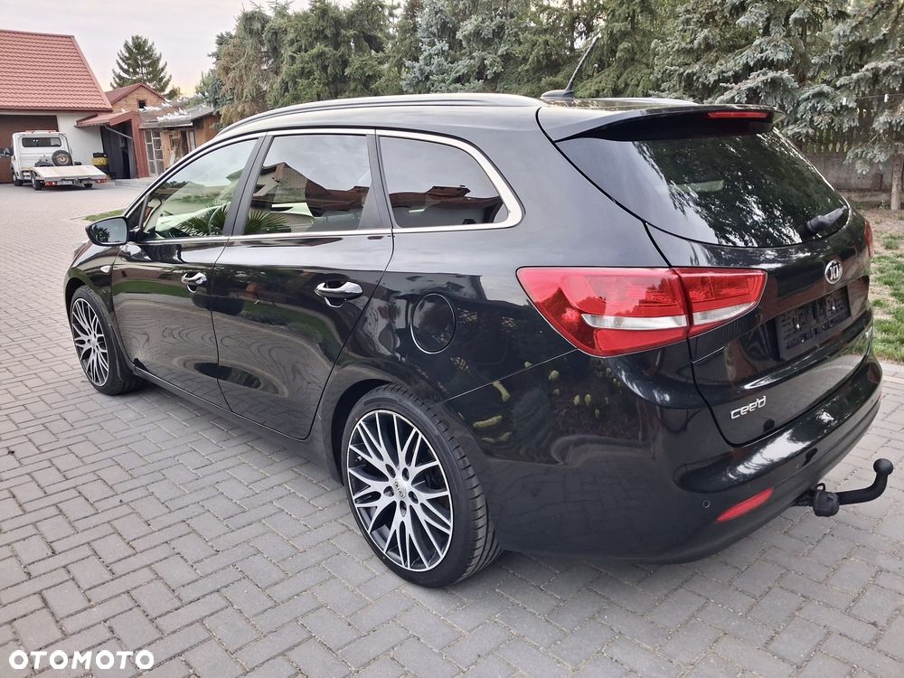 Kia Ceed 1.6 CRDi L Business Line - 8