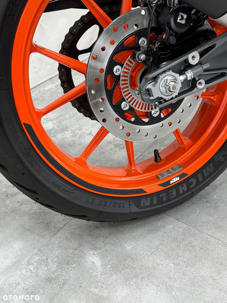 KTM Duke 125 - 19