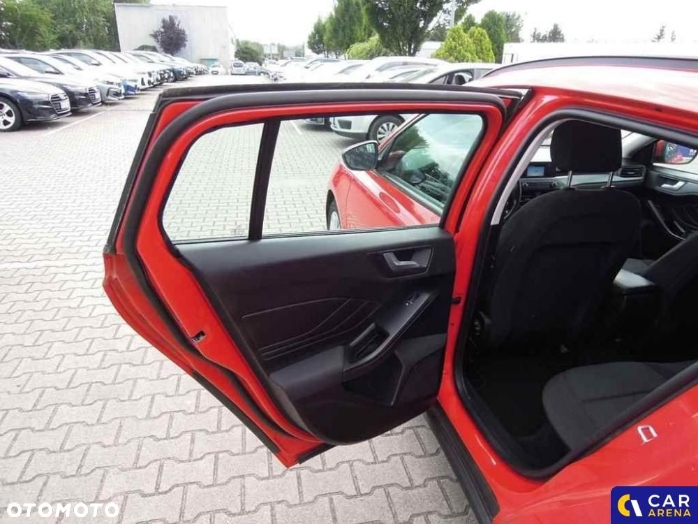 Ford Focus - 16